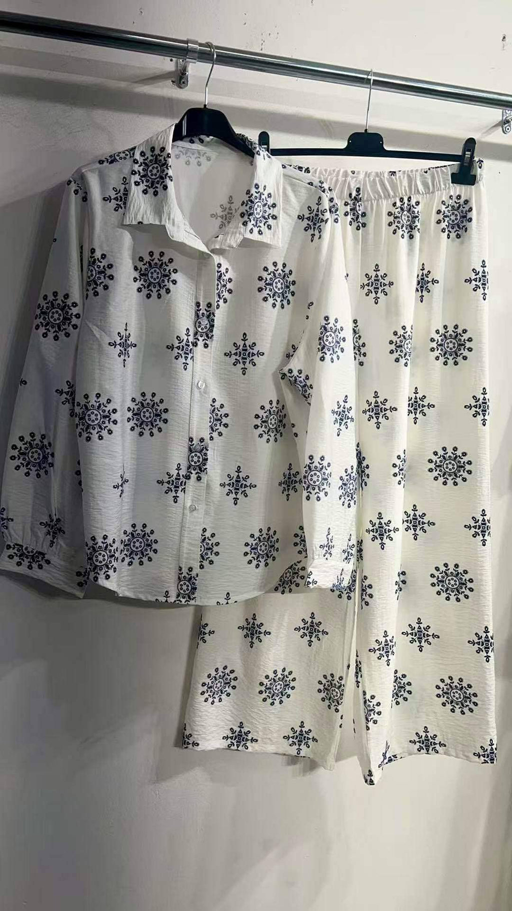 Oversized Bohemian Printed Shirt and Pants Set: White / YOU 38-42