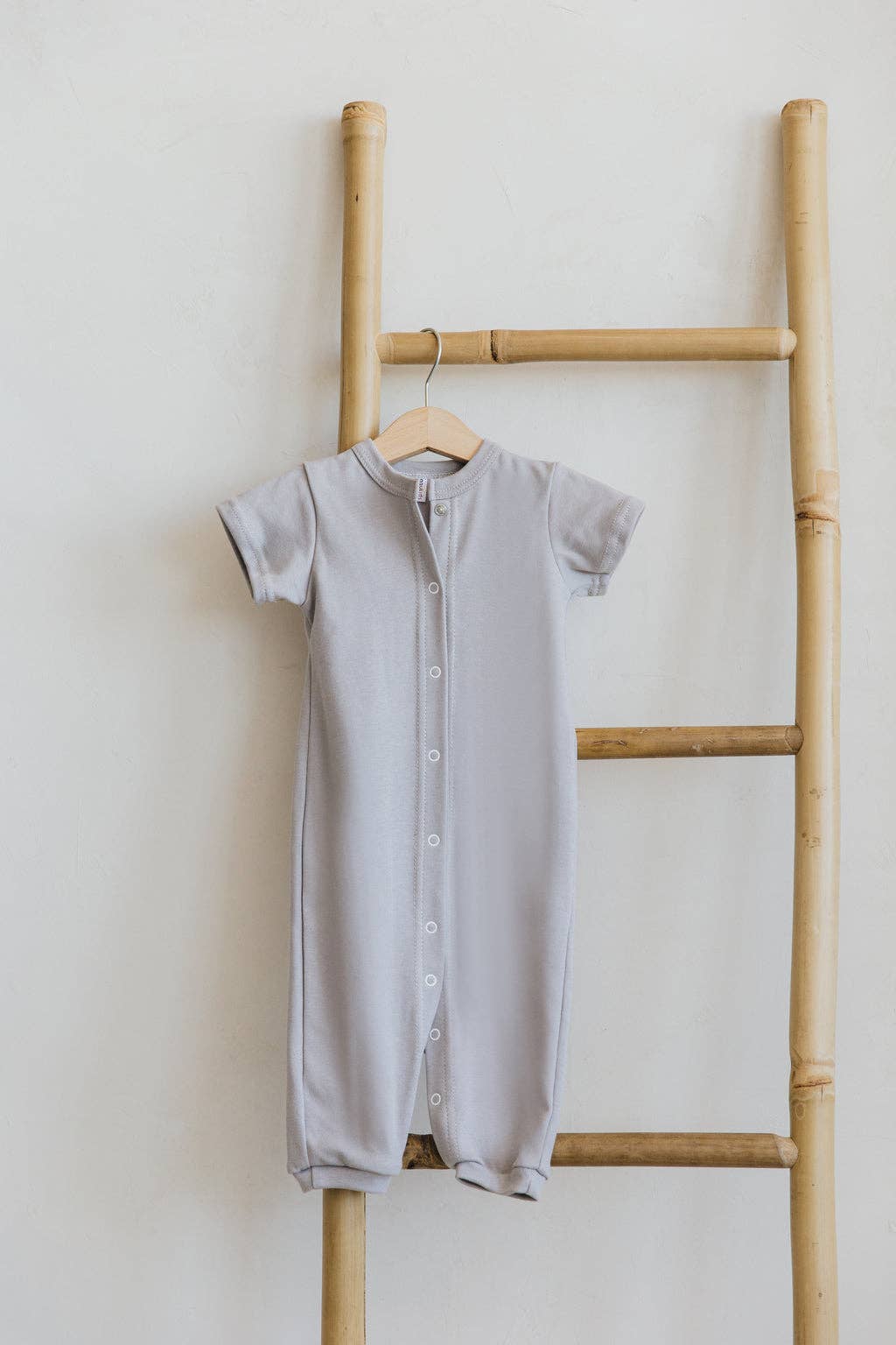 Baby romper with short sleeves: Gray / 9-12M US kid's numeric (74cm EU)