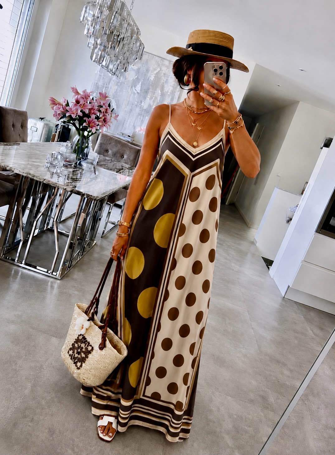 Flowing bohemian dress with polka dot print: Dark brown