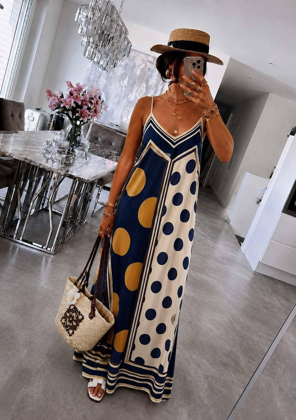Flowing bohemian dress with polka dot print: Dark brown