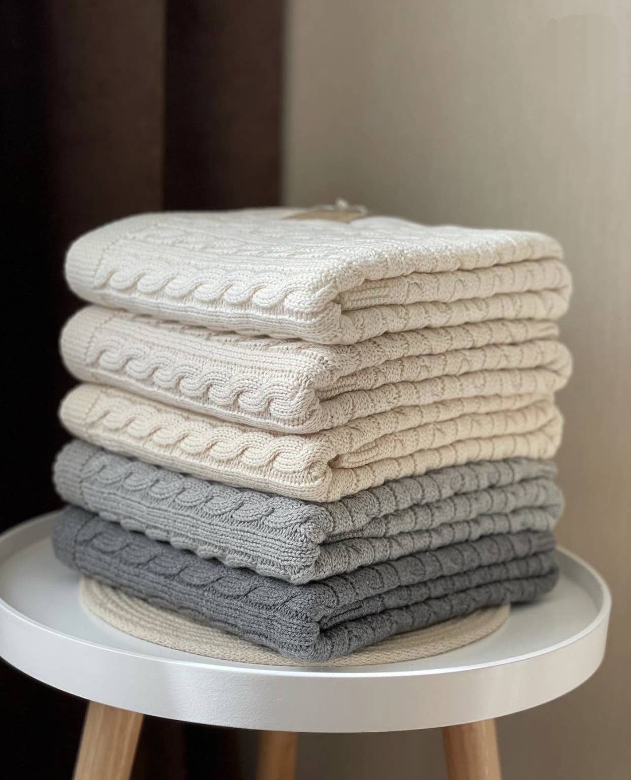 Baby blanket Knitted 100% Cotton: Milk / Stripe