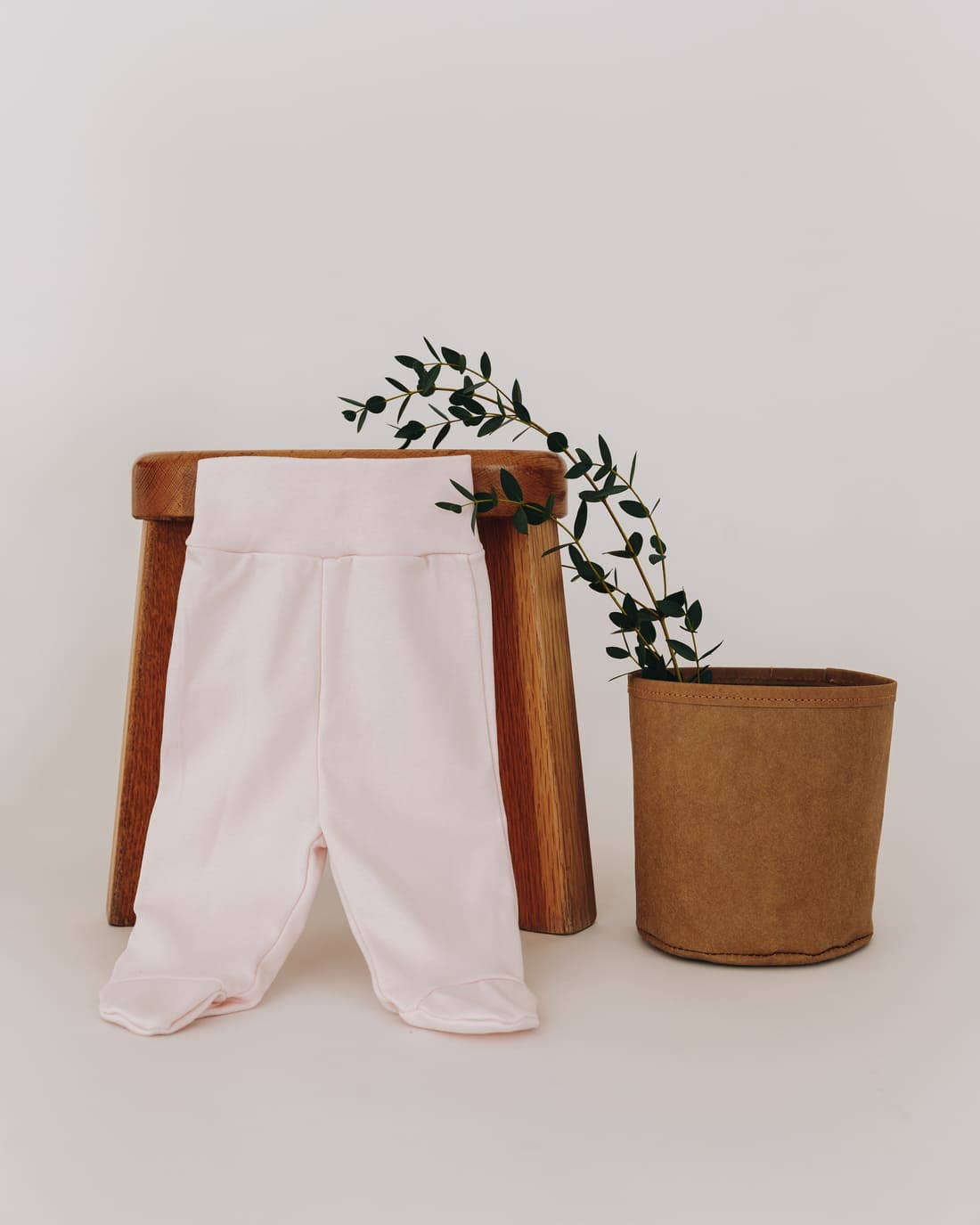 Footed Baby Pants: White / 6-9M US kid's numeric (68cm EU)