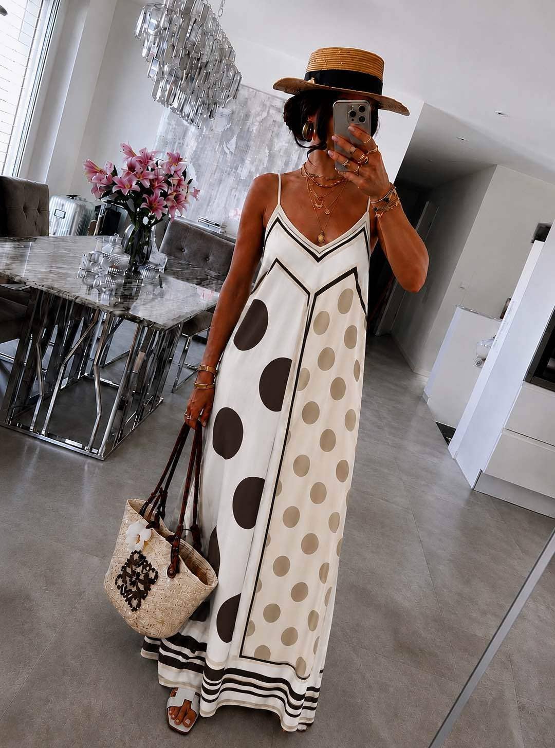 Flowing bohemian dress with polka dot print: Dark brown